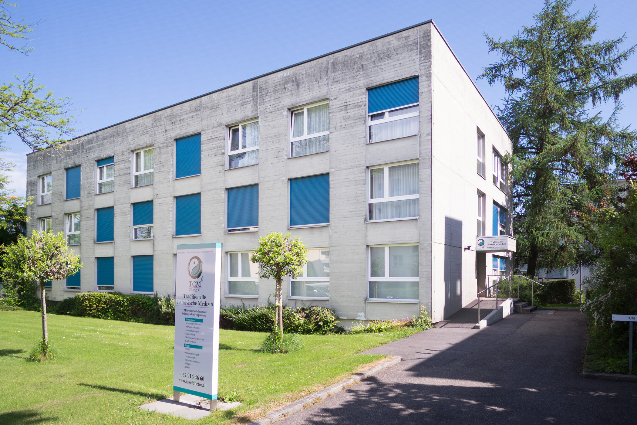 Eingangsbereich TCM Oberaargau Personalhaus SRO AG